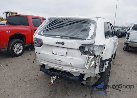 2017 Jeep Grand Cherokee Altitude 4X4 from USA, damaged, VIN 1C4RJFAG5HC749390